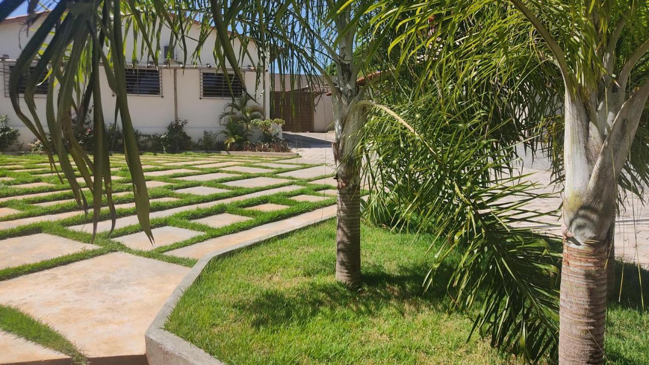 Condominio Capim Santo Goiânia Exteriör bild